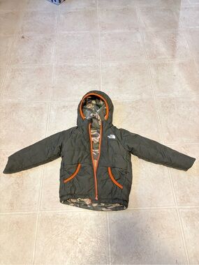 The North Face Reversible Puffer 4T Olive Camo